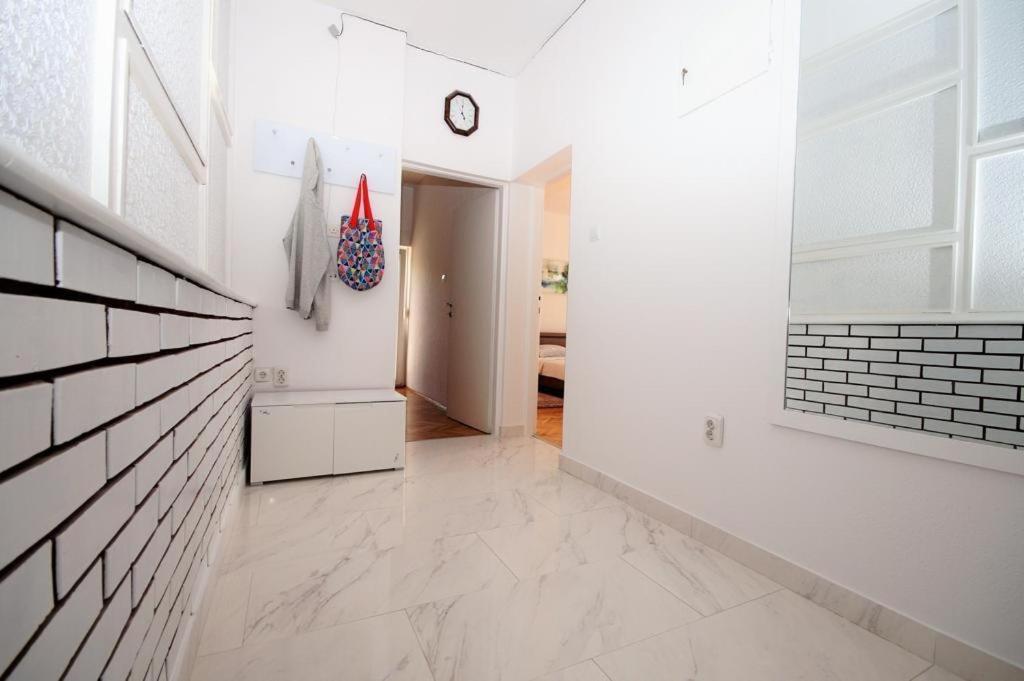 Apartment Deni Pula Exterior photo